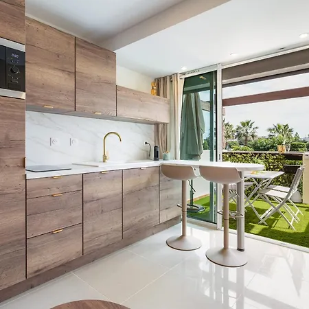 Lagoon - Modern With Private Terrace In The Cap Dagde