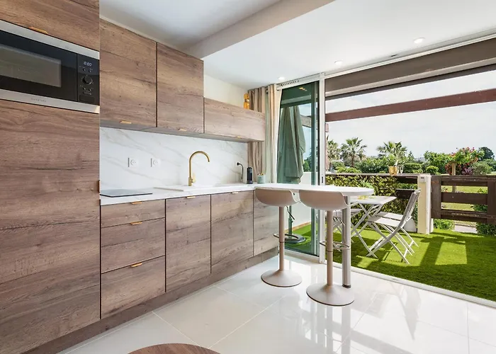 Lagoon - Modern With Private Terrace In The Cap Dagde